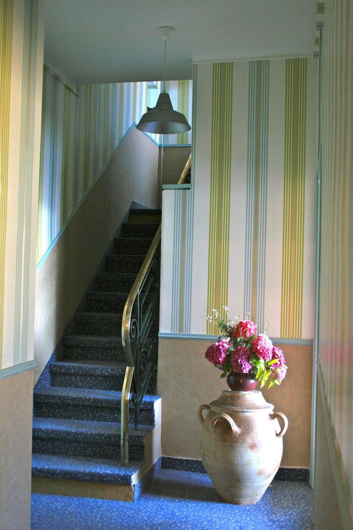 Auberge Du Cabestan Hotel Audierne Exterior foto